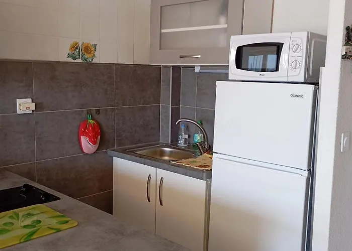 Apartment Agreable A 28 M² Avec Piscine *