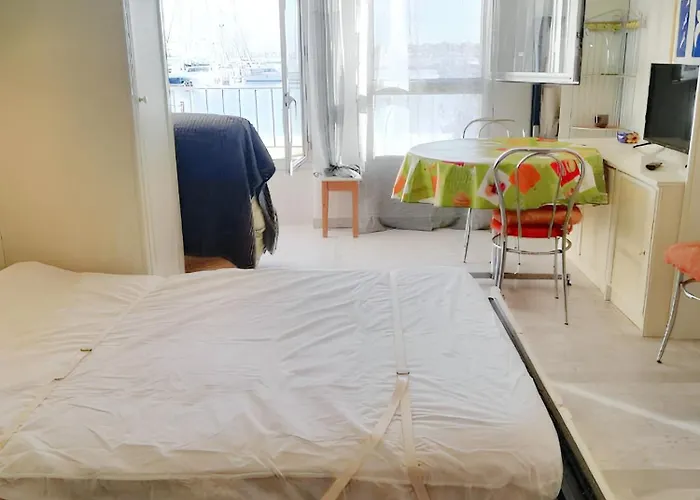 à 28 M² Avec Piscine *